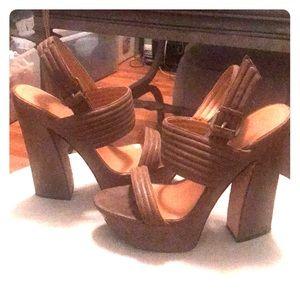 Designer Sandals by LAMB, Size 9